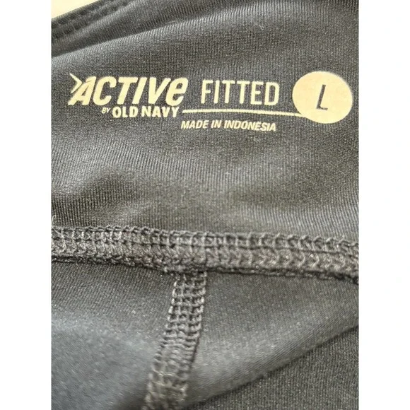 Women Large Old Navy Active Fitted Exercise Capri Pants, Black & Purple, Stretch - Picture 3 of 6